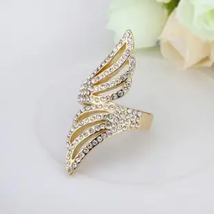 【Aphrodite 愛芙晶鑽】天使之翼造型鑲鑽戒指(黃金色)