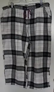 Simply Styled 99% cotton flannel "Egret" plaid capri lounge pants XL