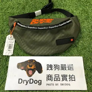 跩狗嚴選 極度乾燥 Superdry 運動 腰包 側背包 背包 流浪包 隨身包 軍綠 黑色 迷彩