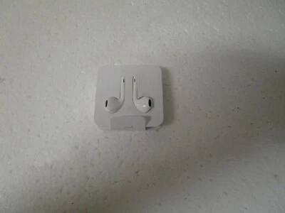 Qty 10 APPLE EarPods Lightning Wired Earphones Headphones iPhone 7 8 X 11 12 13
