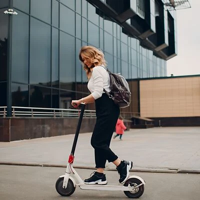 2025 Electric Scooter Portable 900W 40KM/H 50KM Adult Foldable Travel E Bike
