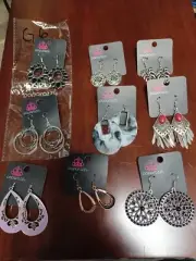 lot of jewlery 9 pieces brand new paparazzi