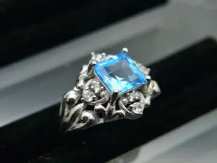 《拓帕石專區》《戒指》天然瑞士藍拓帕石(Topaz) 公主方切割 典雅設計款戒子 戒指  #12