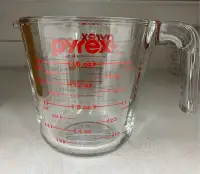在飛比找Yahoo!奇摩拍賣優惠-9/25前 美國 康寧 PYREX 強化玻璃量杯 500ml