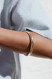 [PUP38] Sinead Bangle - Gold Gold