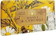 [The English Soap Company] Vintage Wrapped Soap Bar, Honey & Chamomile Shea Butter Soap Bar, Moisturising Soap Bar for Face and Body, Honey & Chamomile Scent 190g