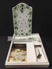 Andrea by Sadek "Vineyard" Porcelain Cheese Board and Knife Set - Japan