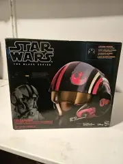 Star Wars The Black Series Poe Dameron Electronic X-Wing Pilot Helmet Hasbro