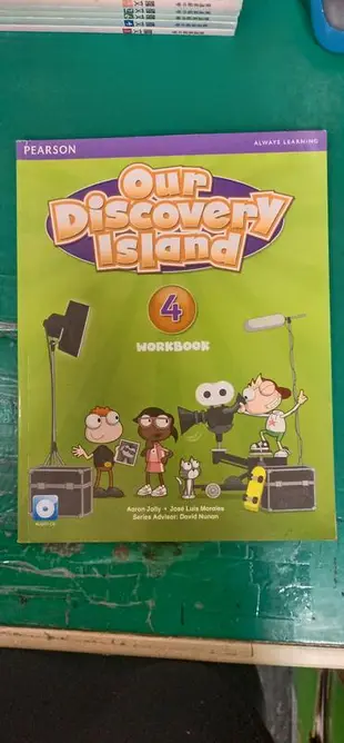 附光碟 Our Discovery Island 4 STUDENT BOOK 無書寫無劃記 24U