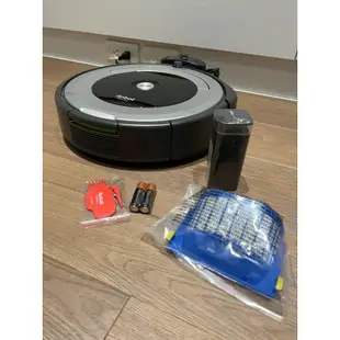 [掃地機器人］美國家庭必備 網路評測CP值最高 iRobot Roomba 690 （主機9成5新）