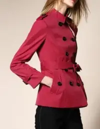 在飛比找Yahoo!奇摩拍賣優惠-英倫風衣 高品質 類似 Burberry短版風衣 酒紅色短版