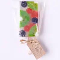 在飛比找蝦皮購物優惠-Fruit Candy Bar Soap - Kiwi & 