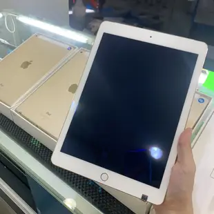 %9成新 Apple iPad Air 2  9.7寸 16G 64G LTE 插卡版 可分期 可面交 板橋實體店