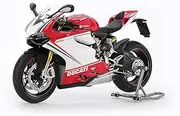 Tamiya 1:12 Scale Ducati 1199 Panigale S Tricolore Model Kit