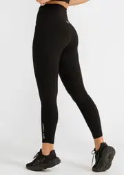 [Lorna Jane] Lotus No Chafe Ankle Biter Leggings in Black, Size - 2XS 2XS Black