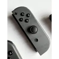 在飛比找蝦皮購物優惠-任天堂 Switch 絕版 Joy-Con R 右手把 灰色