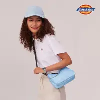 在飛比找momo購物網優惠-【Dickies】男女款晴空藍復古滿版Logo印花金屬短鍊兩