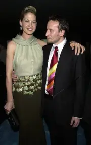 Jenna Elfman and husband at The 73rd Annual Academy Awards - Elton- Old Photo 1