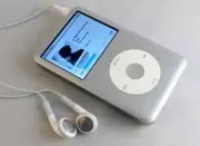 NEW, Apple iPod Classic 7th Generation 160GB 512GB Silver( Retail box)- Warranty