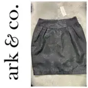 NWT Ark & Co Festivity Black Pencil Mini Skirt Size Medium Lined NEW