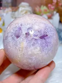 在飛比找Yahoo!奇摩拍賣優惠-紫水晶櫻花瑪瑙球擺件裝飾品贈底座 水晶 擺件 原石【紫竹齋】