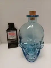 Hand Blown 27oz 800ml Glass Skull bottle + cork + Apple Pie Moonshine Magic Kit