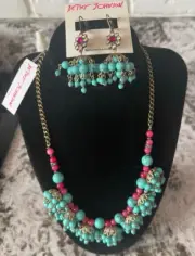 ☘Retired Betsey Johnson Semi Precious Stone Articulate Necklace &Earrings Set☘