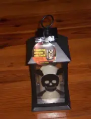 Halloween Skull & Crossbones Lantern Flameless LED Candle WORKS