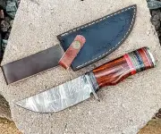 Damascus Hunting Knife 9.5" Handmade Bowie Knife Fixed Blade Wood Handle +Sheath