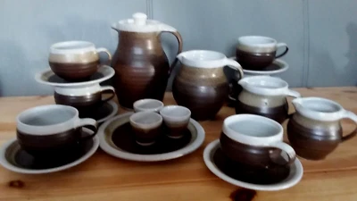 Nice Vintage Stoneware Coffee Cups Saucers Eggs Holder 4 Jugs