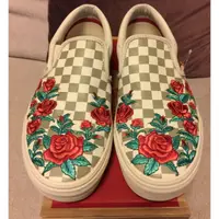 在飛比找蝦皮購物優惠-Vans CLASSIC Slip On Rose 米白灰 