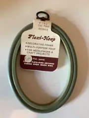 Vintage OVAL Flexi-hoop FERN GREEN 4"x 5.5” Needlework Hoop/frame W/Metal Hanger