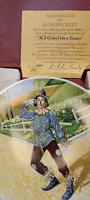 knowles wizard of oz plates Scare Crow plates with certificate and original box.