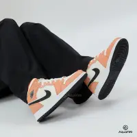 在飛比找Yahoo奇摩購物中心優惠-Nike Air Jordan 1 Mid SE 大童 粉橘
