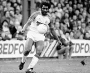 Ricky Hill Luton Town v West Ham United 1983 FOOTBALL OLD PHOTO