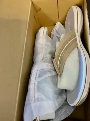 Clarks Women's Brinkley Jazz Sandal 7 Sand NIB
