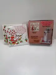 2 Ceramic Strawberry Trivets Footed Strawberry Patches w Original Box Jasco 1981