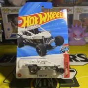 Hot Wheels 2025 Mainline Track Aces Dune It Up White #92-2/5