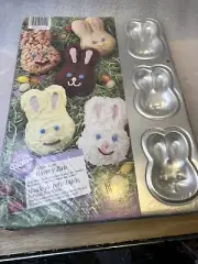 WILTON 2105-2120 BITE-SIZE BUNNY CAKE PAN Brownies, Crispy Rice Treats, Biscuits