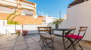 GUIMERA APARTMENT - APARTMENT WITH TERRACE NEXT TO THE BEACH.