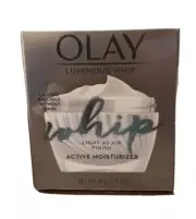 Olay Luminous Whip Light As Air Finish Active Moisturizer Lasting Radiance