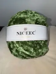 NICEEC Jumbo 300g Skein Soft Chenille Yarn, Green 150m/164 yards NEW