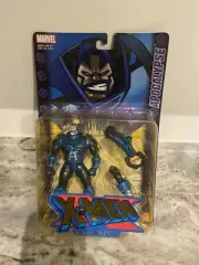 X Men Classics: Apocalypse Poseable Action Figure with Morphing Arm Action