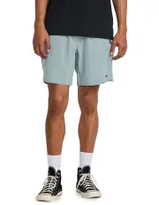 [RVCA] Yogger Stretch 17 Inch Shorts in Blue