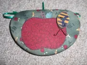 Longaberger Lid, Apple with Bumble Bee Fabric, for the Oregano Basket, NEW