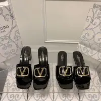 在飛比找Yahoo!奇摩拍賣優惠-新款熱銷 華倫天奴VALENTINO最新款V扣洋氣平底拖鞋網