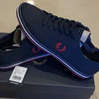 在飛比找蝦皮購物優惠-Fred Perry 全新正品 現貨不用等 B7259 KI