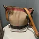 [二手] Burberry 帆布經典格紋流蘇子母水桶包