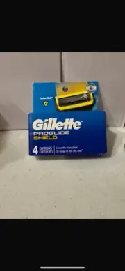 Gillette ProGlide Shield Razor Blade Refills 4 Cartridges