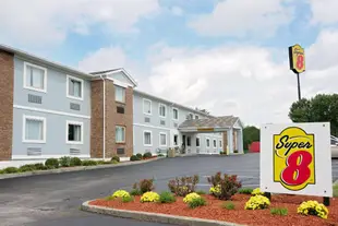 Super 8 by Wyndham Lexington/Hamburg Area